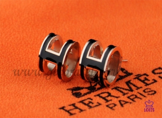 Lacquered Hermes Pop H Black Earrings in Pink Gold